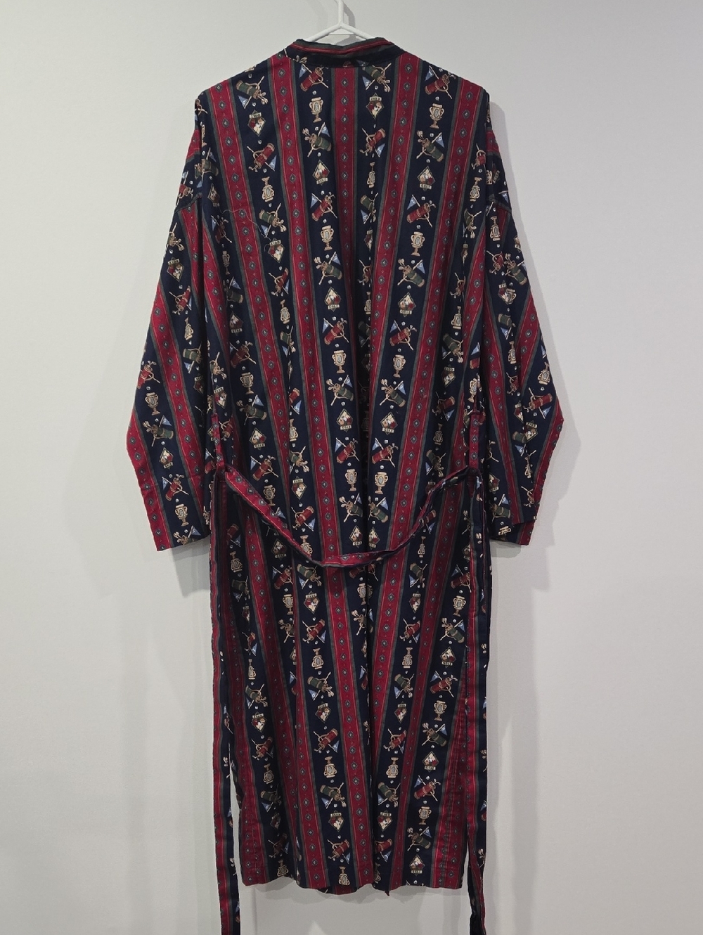 Retro Men's 80's/90's Golf Theme Printed Robe - Picture 6 of 8